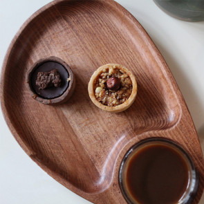 dreieckiges servierbrett